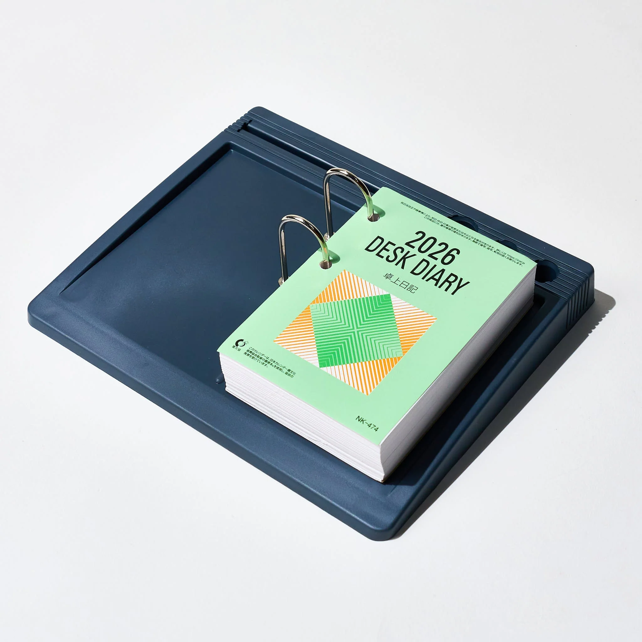 Vertical Desktop Daily Memo Calendar 2026 / Shin Nihon Calendar